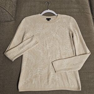 Ann Taylor Elegant Cream White Leaf Office Casual Soft Sweater Size XS